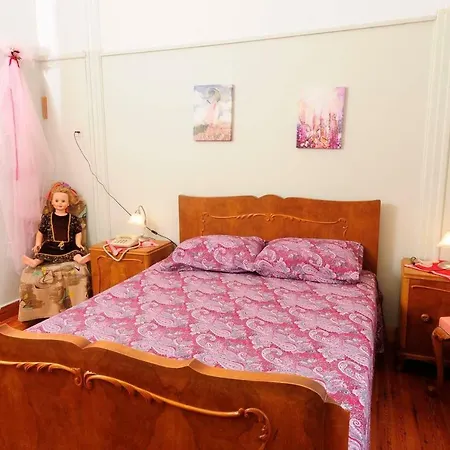 Zeta's Vintage House In The Centre Of أسبرطة